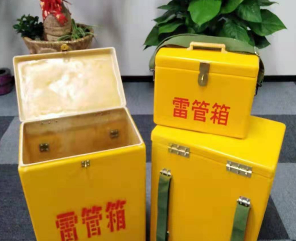 赫章玻璃钢雷管箱有哪些特点