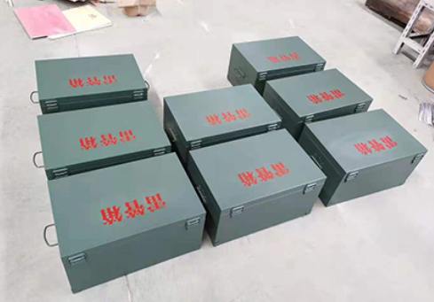 赫章炸药箱和雷管箱一般是怎么存放的？
